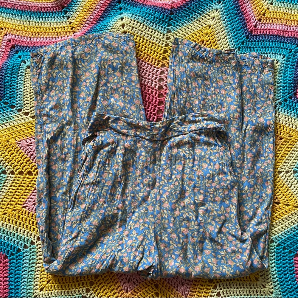 High waisted Billabong Floral Comfy Lounge Pants Sz M